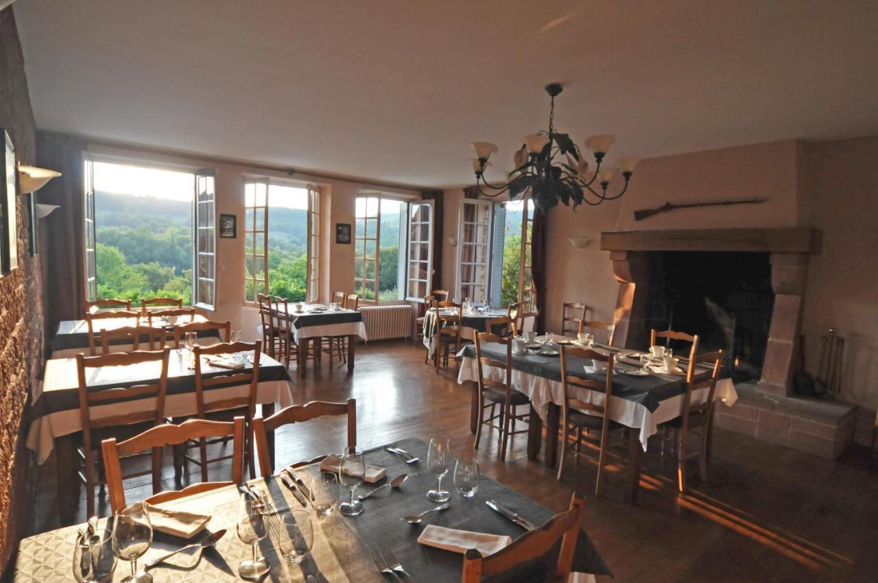 ホテル Le Relais St Jacques コロンジュ＝ラ＝ルージュ エクステリア 写真